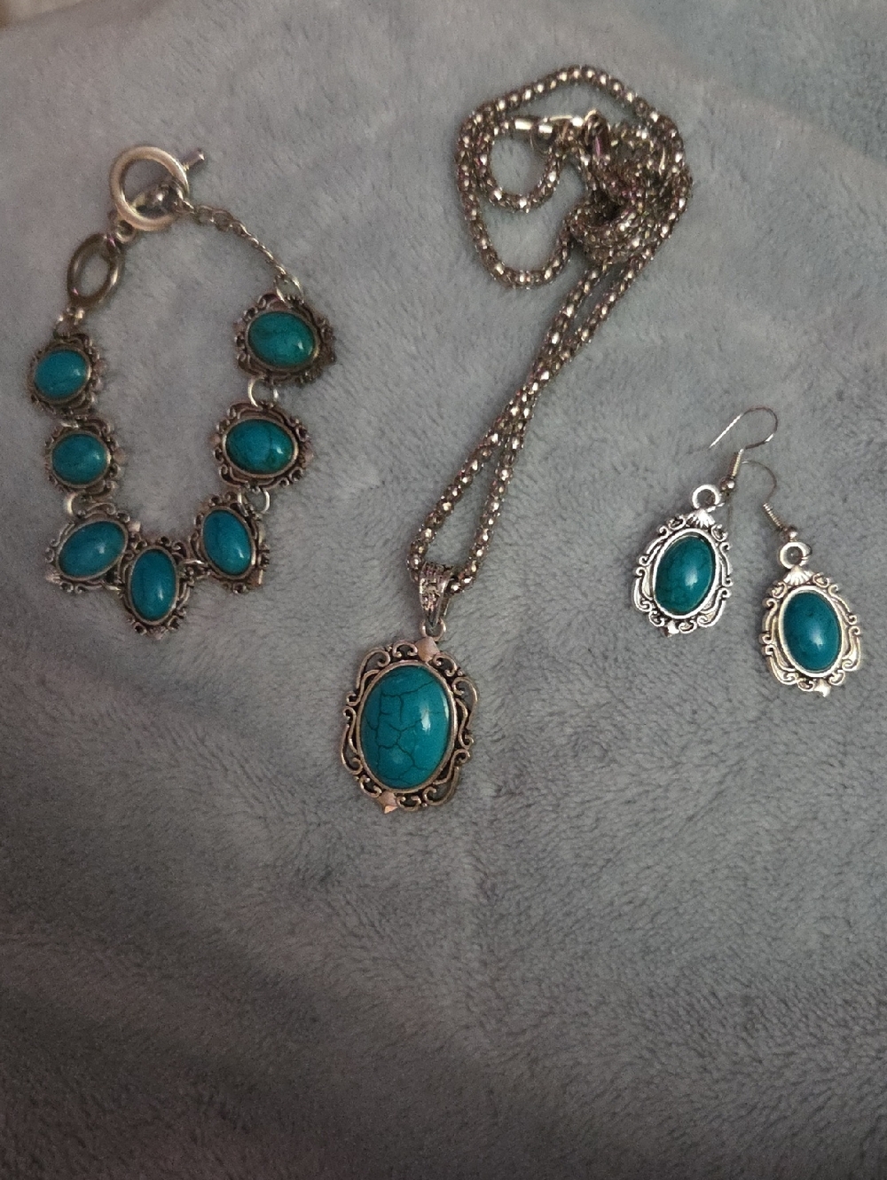 Turquoise Oval Pendant Necklace, Bracelet & Earrings Set - Women's Jewelry NWOT